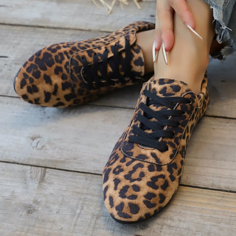 أحذية نسائية خفيفة 2026 جديدة  - مراجعة Women'S Shoes Clogs وسعره